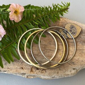 BUNDLE OF BRACELETS 